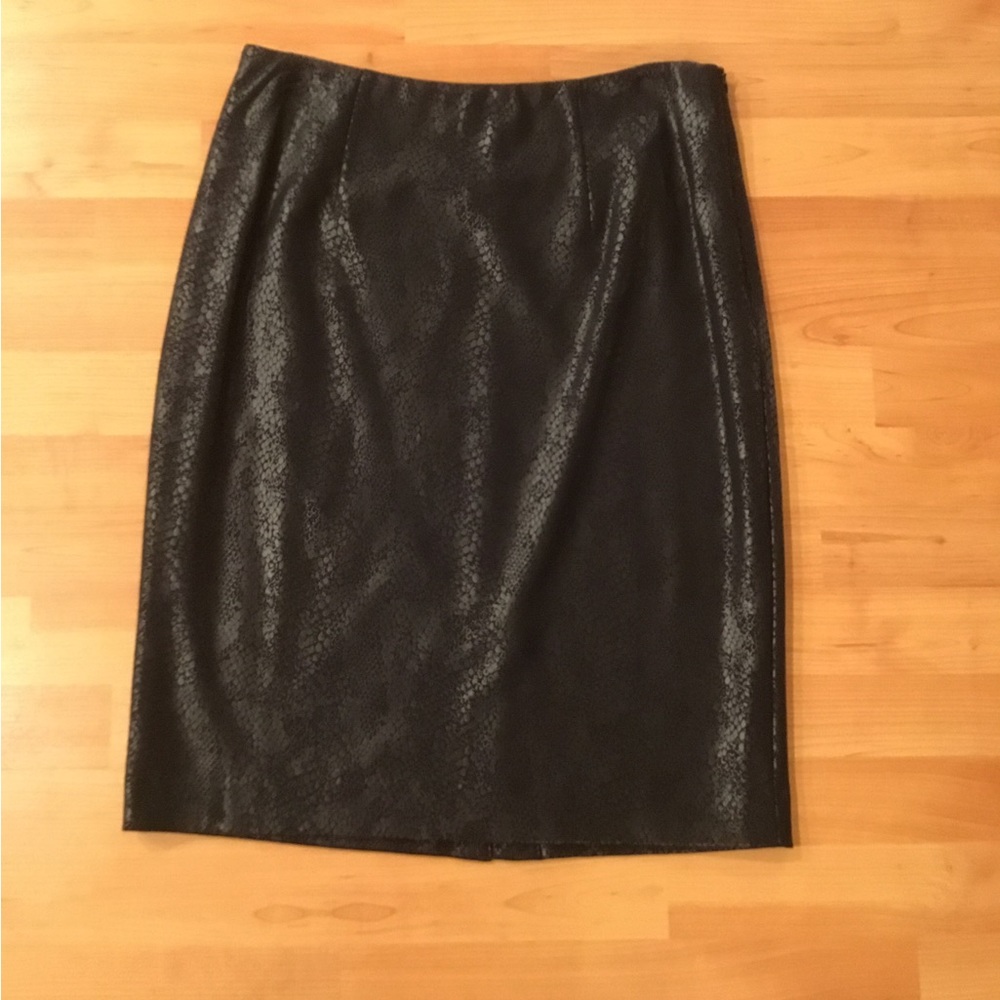 Chicos faux leather animal print skirt